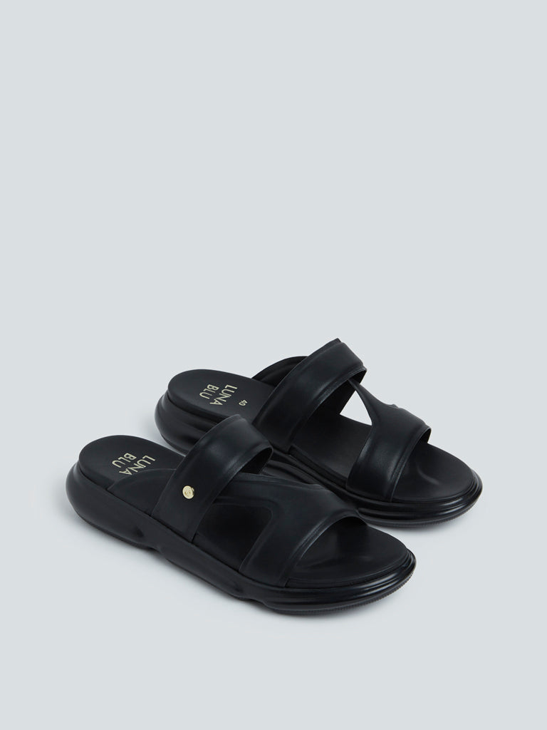 LUNA BLU Black Platform Sandals